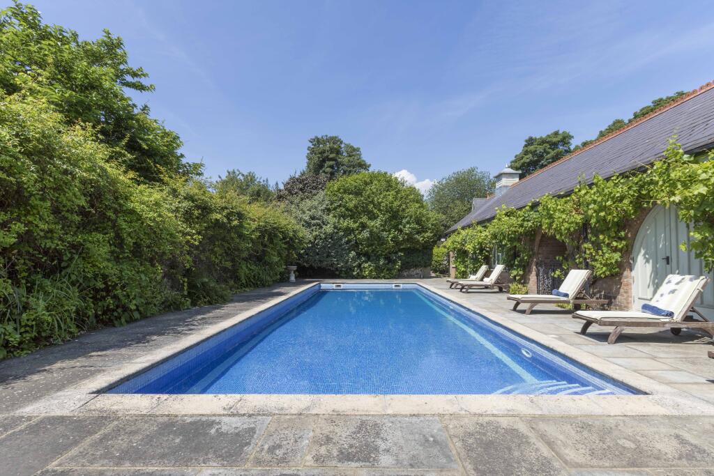 2025 november quealy oxney st margarets bay kent 9