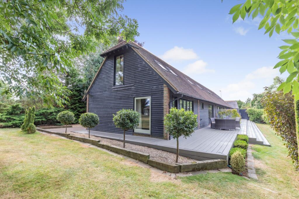 2025 october quealy and co otterden farmhouse 2