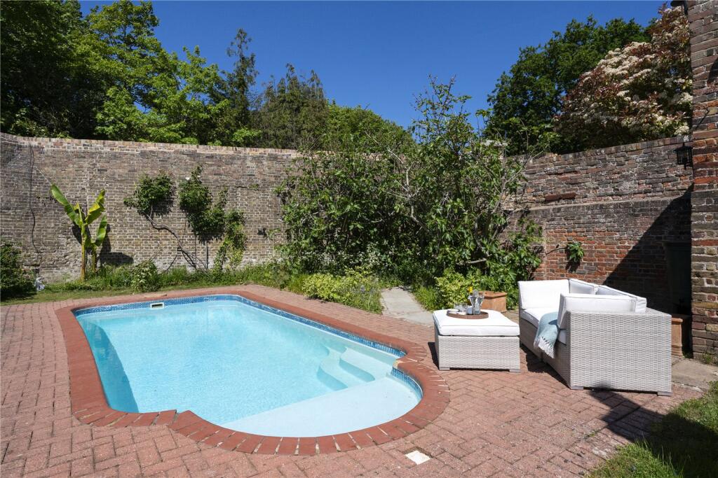 2026 APRIL QUEALY UPNOR ROCHESTER 8