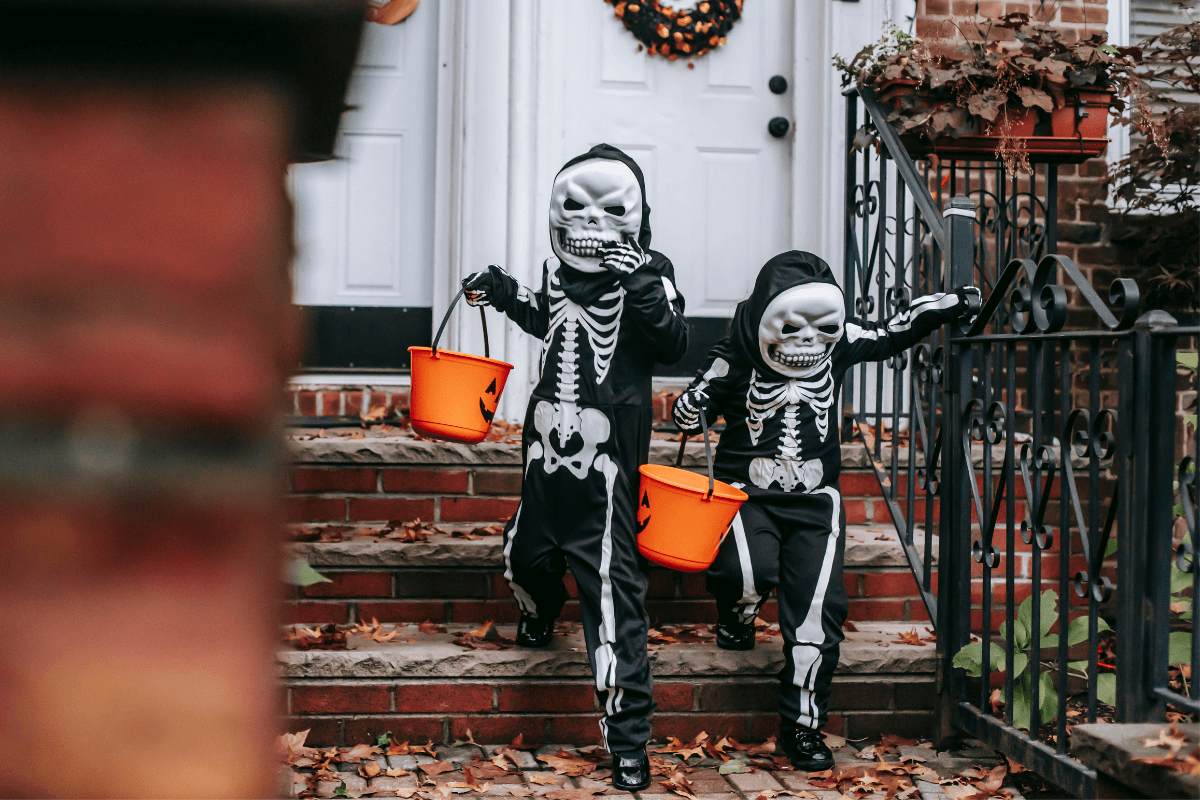 october 2023 quealy trick or treaters