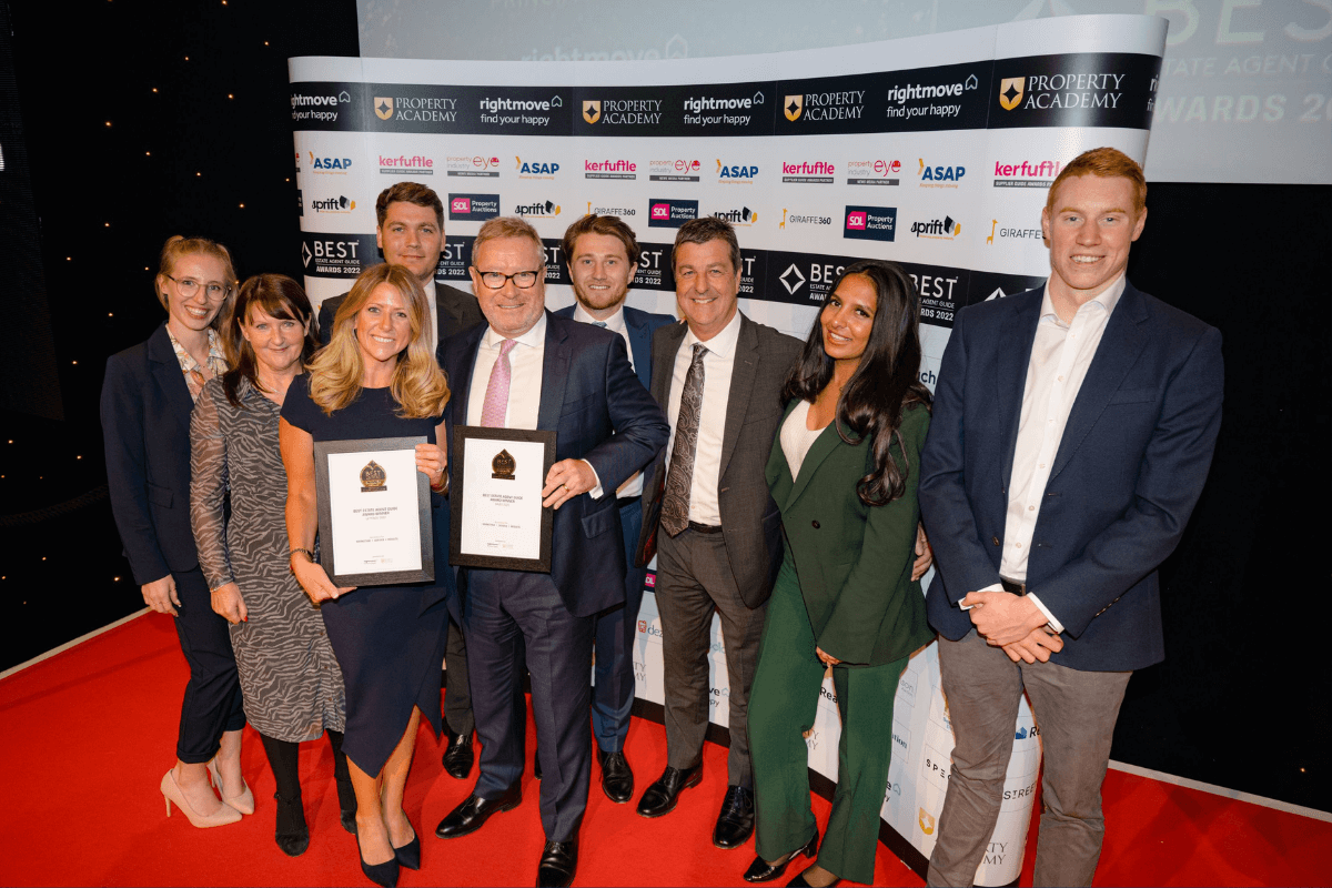 quealy and co collect best estate agent award 2022